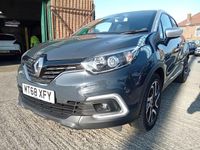 Used Renault Captur Iconic 90 HP (66 kW) 2018 Blue/silver SUV