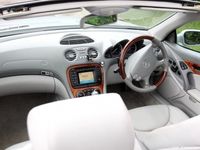 Used Mercedes SL350 245 HP (180 kW) 2004 Cabriolet