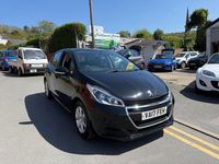 Gebraucht Peugeot 208 Active 82 PS (60 kW) 2017 Schwarz Kleinwagen