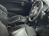 Used Mini John Cooper Works Chili 136 HP (100 kW) 2019 Chili red Hatchback