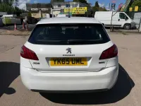 Used Peugeot 308 Allure 150 HP (110 kW) 2015 White Hatchback