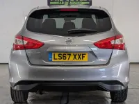 Used Nissan Pulsar N-Connecta 115 HP (84 kW) 2017 Grey Hatchback