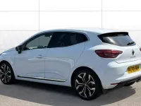 Used Renault Clio Techno 145 HP (106 kW) 2022 White Hatchback