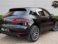 Usado Porsche Macan Turbo 400 HP (294 kW) 2016 Preto SUV