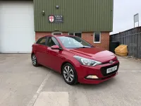 Used Hyundai i20 Edition 100 HP (73 kW) 2016 Red Hatchback