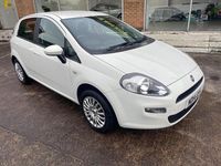 Used Fiat Punto Pop 69 HP (50 kW) 2014 White Hatchback