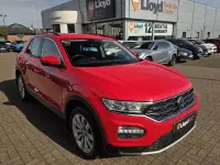 Used VW T-Roc SE 150 HP (110 kW) 2019 Red SUV