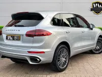 Used Porsche Cayenne 262 HP (192 kW) 2016 Silver SUV