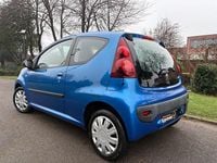 Second-hand Peugeot 107 Active 68 CP (50 kW) 2014 Albastru Hatchback