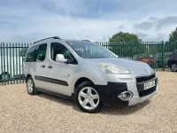 Used Peugeot Partner Tepee Outdoor 92 HP (67 kW) 2014 Silver MPV