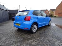 Used VW Polo SE 75 HP (55 kW) 2015 Blue Hatchback