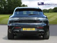 Used Porsche Macan 440 HP (323 kW) 2021 Black SUV