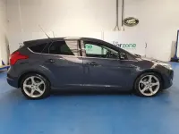 Used Ford Focus Titanium X 180 HP (132 kW) 2012 Grey Hatchback