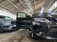 Used Nissan Qashqai N-Connecta 115 HP (84 kW) 2016 Black SUV