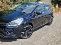 Used Renault Clio Signature 2017 Black Hatchback