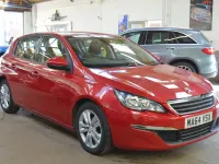 Used Peugeot 308 Active 100 HP (73 kW) 2014 Red Hatchback