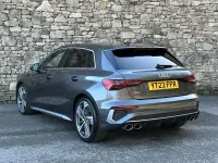 Usado Audi S3 Sportback Advanced 310 HP (228 kW) 2023 Cinzento Citadino