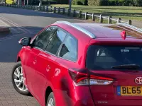 Used Toyota Auris Business Edition 116 HP (85 kW) 2015 Red Estate