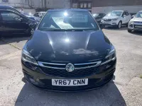 Used Vauxhall Astra SRi 105 HP (77 kW) 2017 Black Hatchback