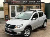 Used Dacia Sandero Lauréate 2016 Silver Hatchback