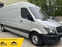 Używany Mercedes Sprinter 140 KM (102 kW) 2017 Srebrny Van