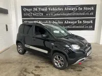 Used Fiat Panda Cross Cross 90 HP (66 kW) 2019 Black Hatchback