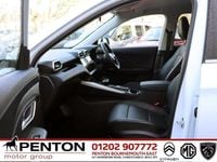 Used MG ZS Trophy 196 HP (144 kW) 2024 White SUV