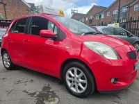 Used Toyota Yaris SR 85 HP (62 kW) 2007 Red Hatchback