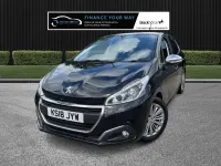Used Peugeot 208 Allure 82 HP (60 kW) 2018 Black Hatchback