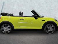 Usado Mini Cooper Cabriolet Exclusive 134 HP (98 kW) 2022 Amarelo Cabrios