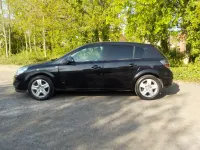 Begagnad Vauxhall Astra Active 2010 Svart Halvkombi