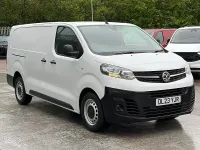 Used Vauxhall Vivaro 100 HP (73 kW) 2023 White MPV