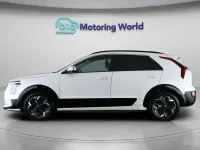 Used Kia e-Niro 147 kW (201 HP) 2023 White SUV