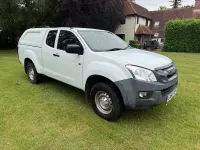 Used Isuzu D-Max 2015 White Pickup
