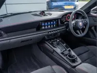 Begagnad Porsche 911 534 HK (392 kW) 2025 Svart Sportkupé