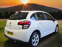 Used Citroën C3 PureTech 82 HP (60 kW) 2016 White Hatchback