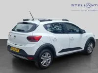 Used Dacia Sandero Comfort 89 HP (65 kW) 2023 White