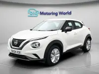 Usado Nissan Juke Acenta 114 HP (83 kW) 2023 Branco SUV