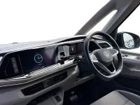 Used VW California Coast 150 HP (110 kW) 2025 Candy white with deep black pearl roof Van