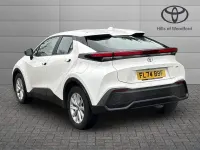 Second-hand Toyota C-HR 140 CP (102 kW) 2024 Alb SUV