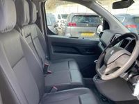 used Peugeot Expert 2.0 BLUEHDI 1400 PROFESSIONAL LONG PANEL VAN LWB E DIESEL FROM 2018 FROM ROMFORD (RM7 9QU) | SPOTICAR