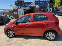 Used Kia Picanto 83 HP (61 kW) 2017 Orange Hatchback