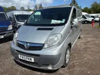 Gebraucht Vauxhall Vivaro Sportive 115 PS (84 kW) 2013 Silber Van / Kleinbus