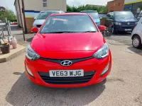Used Hyundai i20 Active 85 HP (62 kW) 2014 Red Hatchback