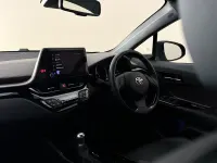 Used Toyota C-HR 122 HP (89 kW) 2023 Grey SUV