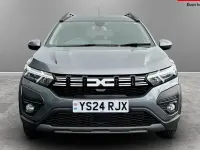Begagnad Dacia Jogger Expression 141 HK (103 kW) 2025 Minibuss
