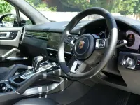 Used Porsche Cayenne Turbo 550 HP (404 kW) 2018 Blue SUV