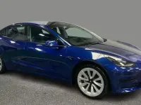 Usado Tesla Model 3 Standard Range 180 kW (245 HP) 2022 Azul Sedan