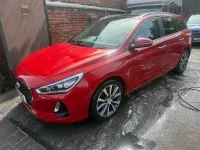 Used Hyundai i30 Premium SE 140 HP (102 kW) 2018 Red Estate