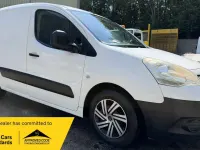 Used Citroën Berlingo 75 HP (55 kW) 2009 White MPV